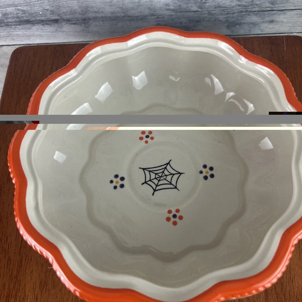 Temptations Old World 2 Quart Covered Pumpkin Bowl KFI-XNG-973350